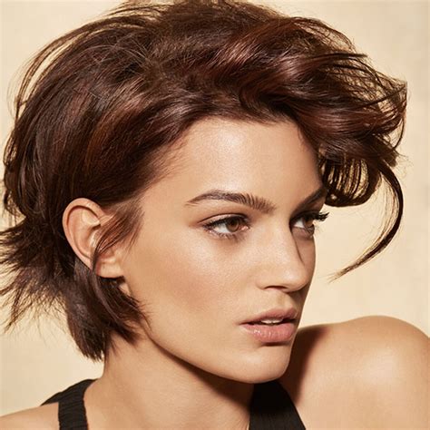 de coupe de cheveux femme|coupes courtes qui rajeunissent 2022.